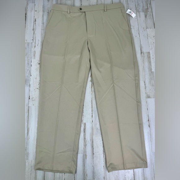 Izod Golf Men's Straight Fit Pants Wicking Sun Control Size 40x32 NWT - Picture 2 of 11